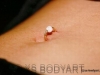 Bauchnabelpiercing
